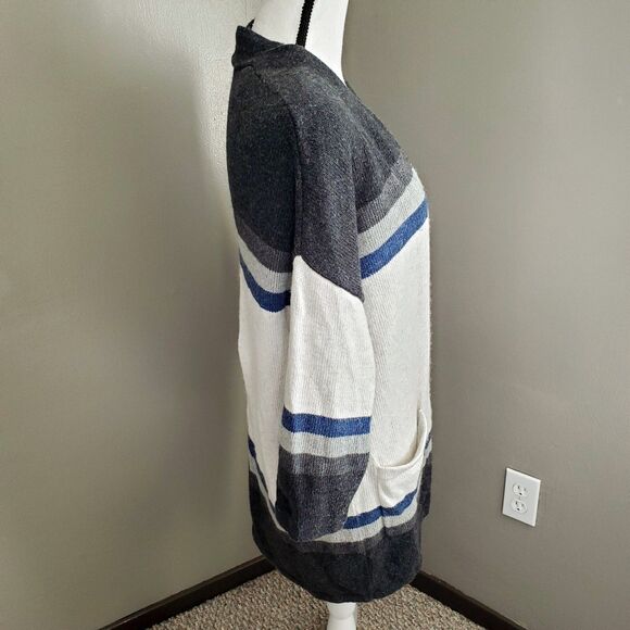 GAP Cardigan Sweater Womens Size XS/S Rayon Blend Gray Blue Striped Color Block - Picture 2 of 11